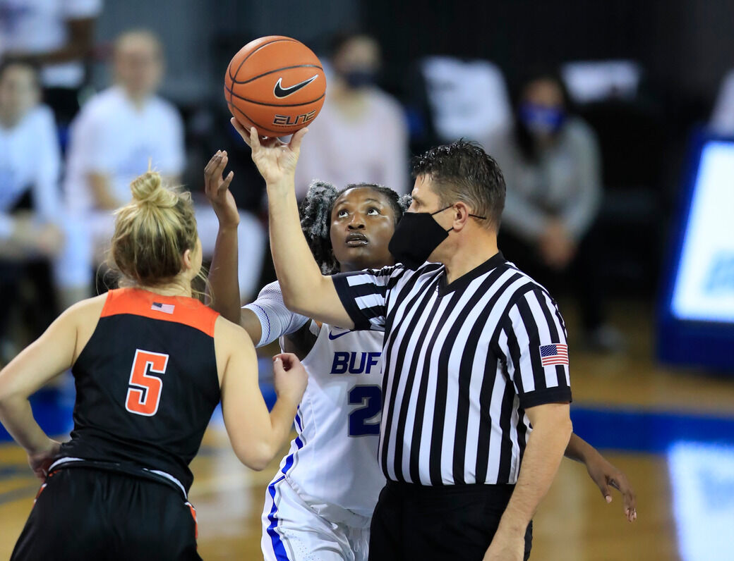 UB 82, Bowling Green 74